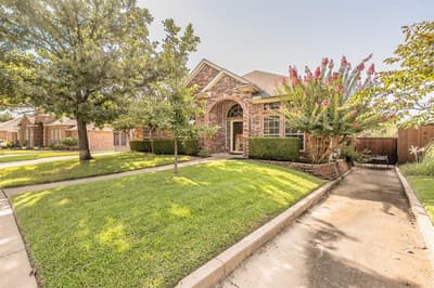 8152 Vine Wood Drive, North Richland Hills TX 76182 - Photo 3
