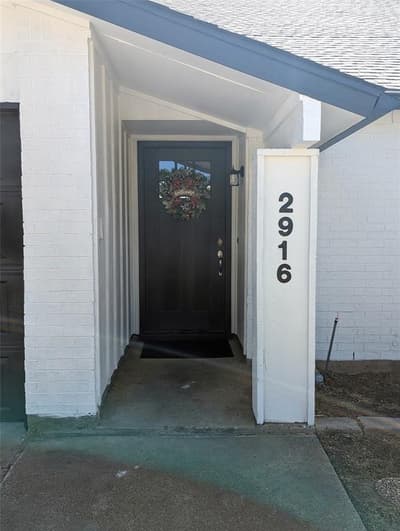 2916 Woodbridge Drive, Bedford TX 76021 - Photo 2