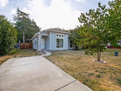 214 Lewis Street, Waxahachie TX 75165