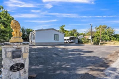2453 S Valley Ridge Drive, Granbury TX 76048 - Photo 2