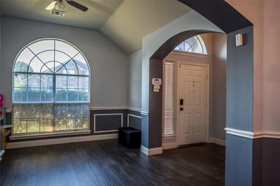 1532 Mill Creek Drive, DeSoto TX 75115 - Photo 2