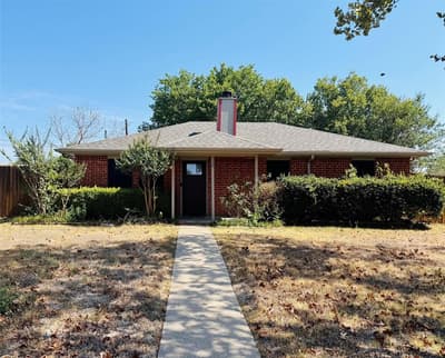 112 Lawndale Drive, Waxahachie TX 75165
