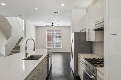 15745 Seabolt Place # 51, Addison TX 75001 - Photo 5
