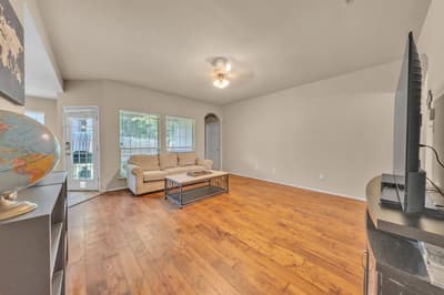 605 E Ross Street, Rockwall TX 75087 - Photo 3