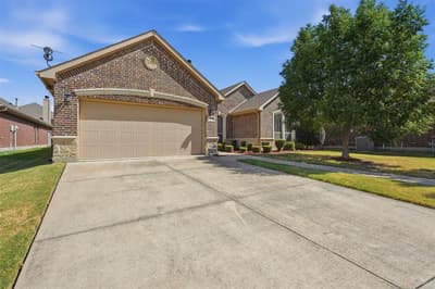 2333 Los Olivos Lane, Fort Worth TX 76131 - Photo 2
