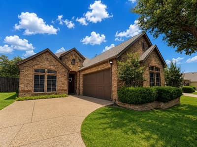 5801 Mira Lago Lane, Arlington TX 76017