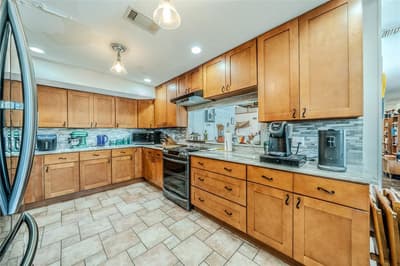 1202 Driftwood Drive, Euless TX 76040 - Photo 5