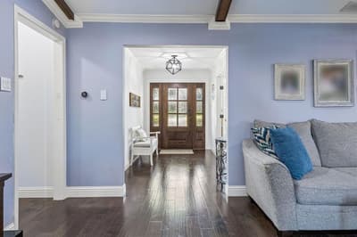 9435 Hunters Creek Drive, Dallas TX 75243 - Photo 3