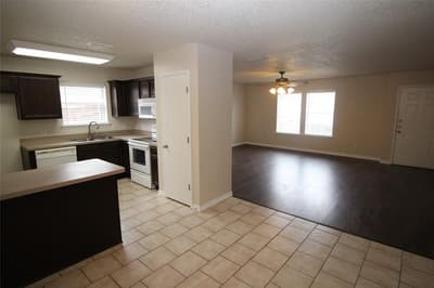 856 Mccully Street, White Settlement TX 76108 - Photo 3