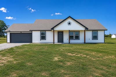 205 Altom Road, Springtown TX 76082