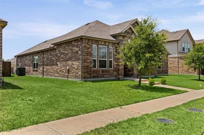 2038 Buttonwood Street, Lancaster TX 75146 - Photo 5