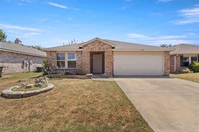 5540 Camarillo Drive, Fort Worth TX 76244