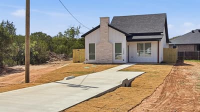 1206 Thicket Court, Granbury TX 76048 - Photo 3