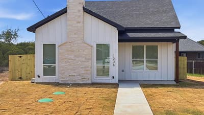 1206 Thicket Court, Granbury TX 76048