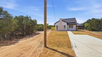 1206 Thicket Court, Granbury TX 76048 - Photo 5