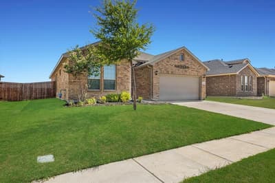 1402 Pleasanton Road, Cleburne TX 76033 - Photo 4