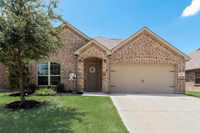 9237 Flying Eagle Lane, Fort Worth TX 76131