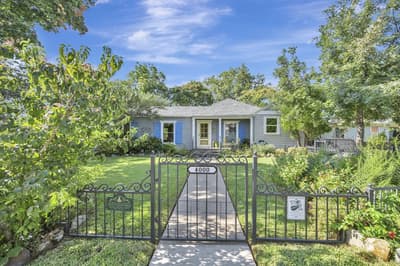 4000 Medford Road, Fort Worth TX 76103 - Photo 2