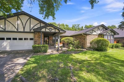 2310 Louise Lane, Ennis TX 75119 - Photo 2