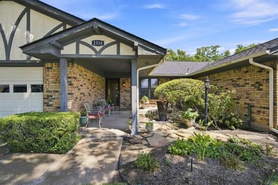 2310 Louise Lane, Ennis TX 75119 - Photo 3