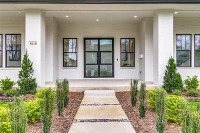 5618 Goodwin Avenue, Dallas TX 75206 - Photo 2