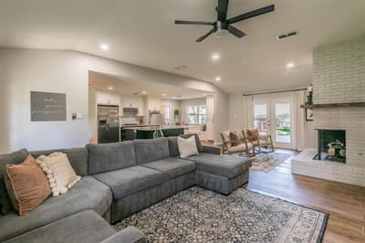 2109 Friar Tuck Drive, Arlington TX 76013 - Photo 4
