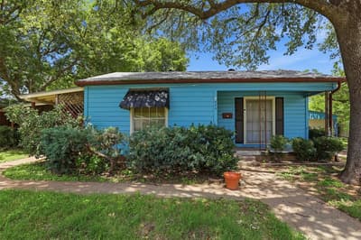 902 W Bridge Street, Granbury TX 76048 - Photo 5