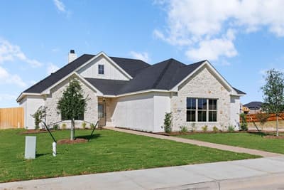 1345 Tahonta Drive, Hewitt TX 76643