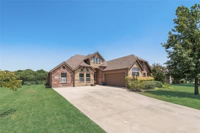 1812 Fair Oaks Lane, Royse City TX 75189