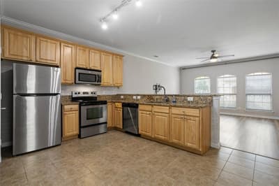 3075 Willow Grove Boulevard # 1103, McKinney TX 75070 - Photo 4