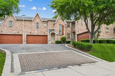 2117 Parkview, Carrollton TX 75006 - Photo 2
