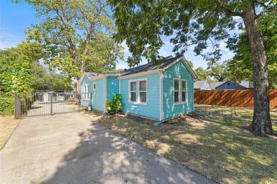 1121 Hudgins Avenue, Fort Worth TX 76111 - Photo 4