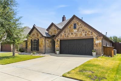 2749 Buffalo Run, Burleson TX 76028 - Photo 3