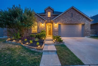917 Meadows Drive, Argyle TX 76226