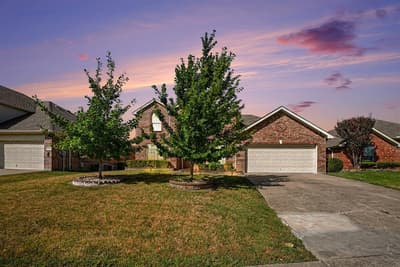 3023 Riverwood Lane, Grand Prairie TX 75052 - Photo 2