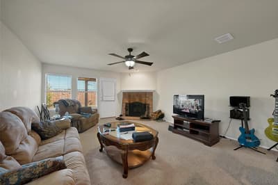 112 Blackforest Road, Krum TX 76249 - Photo 5