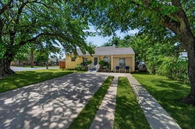 3628 Hampshire Boulevard, Fort Worth TX 76103 - Photo 2