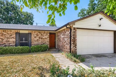704 Fort Worth Street, Mansfield TX 76063 - Photo 5