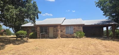 770 County Road 169, Whitesboro TX 76273