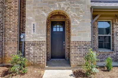 6914 Houndstooth Place, Arlington TX 76001 - Photo 4