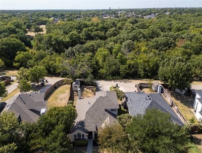 562 Continental Drive, Lewisville TX 75067 - Photo 2