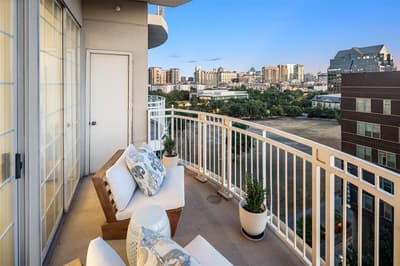 3225 Turtle Creek Boulevard # 716, Dallas TX 75219 - Photo 2