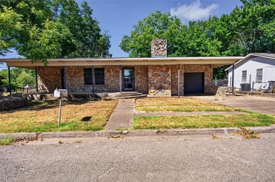 702 N Rita Street, Lacy Lakeview TX 76705