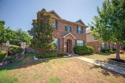 9220 Remington Drive, Aubrey TX 76227 - Photo 2
