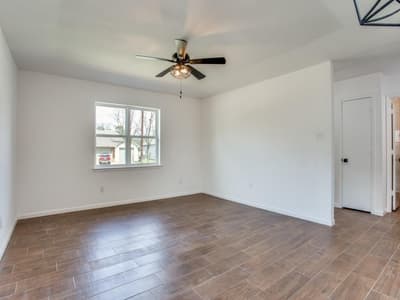 1307 Worthington Street, Grapevine TX 76051 - Photo 3