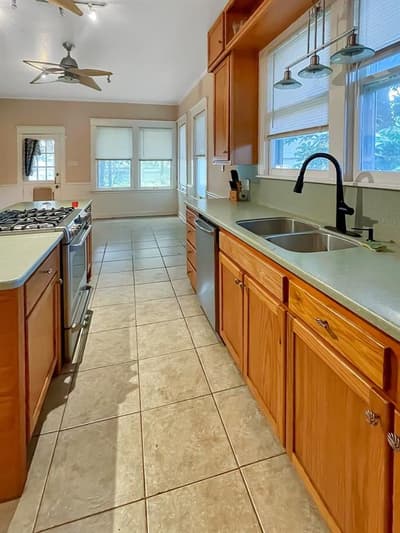 918 E Franklin Street, Hillsboro TX 76645 - Photo 5