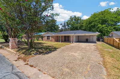 3041 Lakewood Drive, Tyler TX 75702 - Photo 2