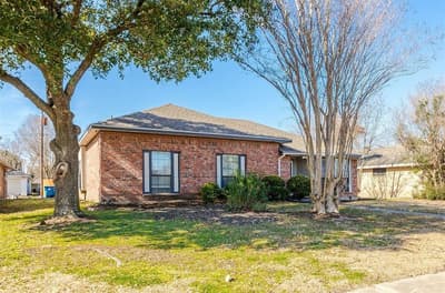 2313 Lakeshore Lane, Rowlett TX 75088 - Photo 2