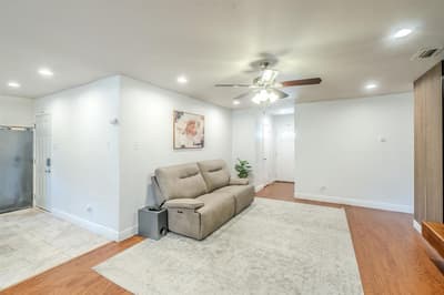 1011 Whippoorwill Court, Arlington TX 76014 - Photo 5