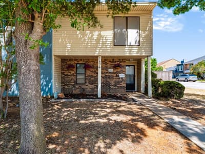 1634 Sonnet Drive, Grapevine TX 76051